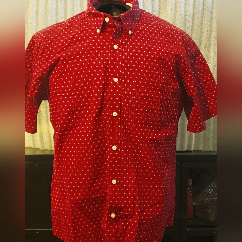 Southern Pines Button-down Short Sleeve Shirt Men's Large.  FF97